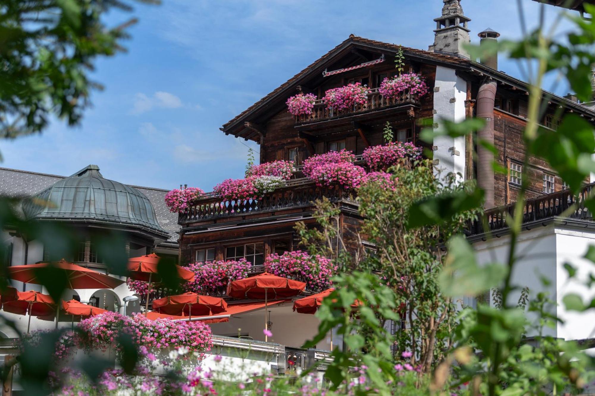 Hotel Chesa Grischuna Клостерс Экстерьер фото